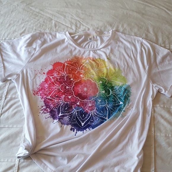 🌷PIXIE LADY - Multicolored Watercolor Lotus Crewneck Tee - Size 1X - Picture 2 of 6